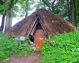 Eishaus